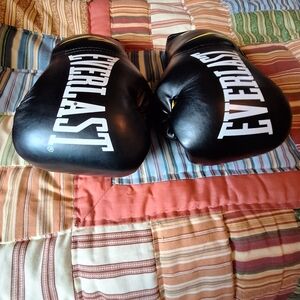 Everlast Elite With Evershield Black Training Gloves Size S